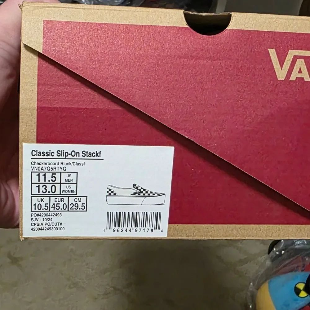 Classic Slip-on Platform - Picture 5 of 5